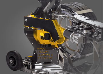 С ПРОТАЛКИВАЕМОЙ КАМЕРОЙ