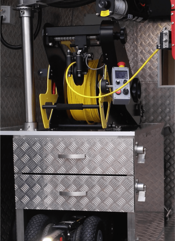 ZADNÍ PRACOVIŠTĚ VESTAVBY